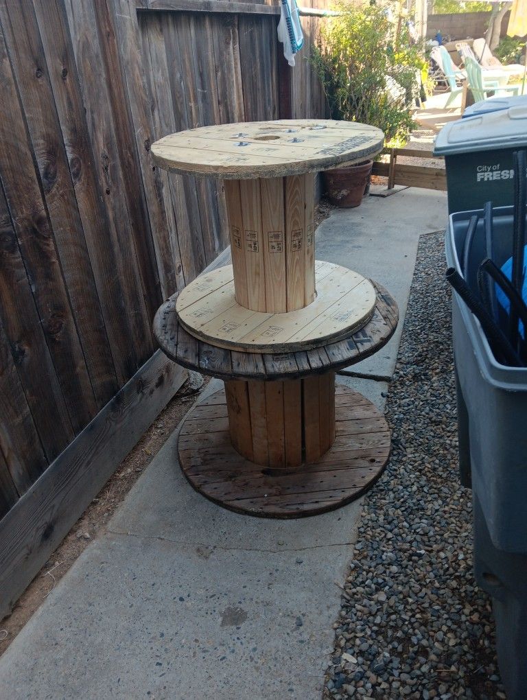 Wood Spools 30 For Both Or Make Offer