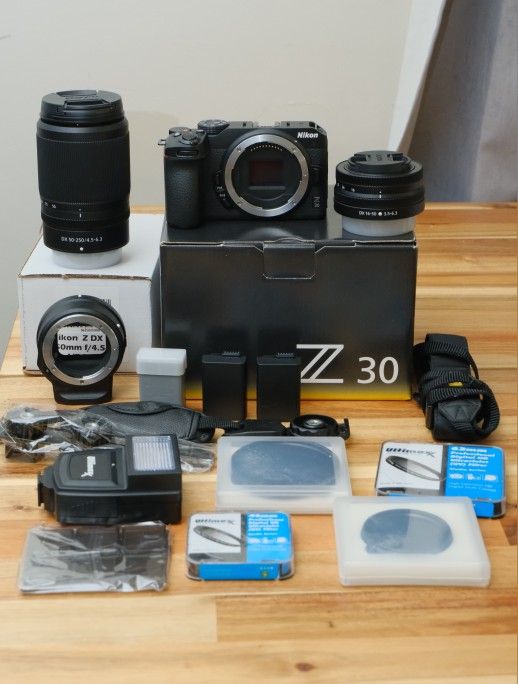 Nikon Z30 Bundle FTZ Adapter 50-250mm 16-50mm Lens Plus Extras MINT