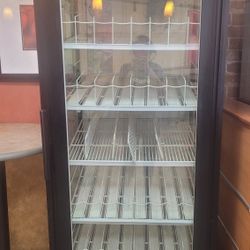 Bottle drink refrigerator