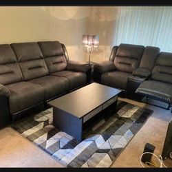 Two Tone Ashley Chestnut Earhart Reclining Sofa And Loveseat 🤩 New Brand🆕 Living Room Set✅ Showroom Avail👍