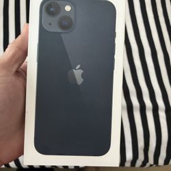 Iphone 13 128gb Black brand new in Seal Box. It paid off but Locked to Total wireless or straight talk