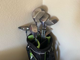 Women’s golf clubs