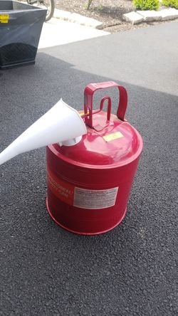 5 gal gas can