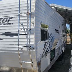 2003 Keystone Tail-gator 28 Ft Toy Trailer