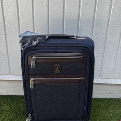 TravelPro Carry On