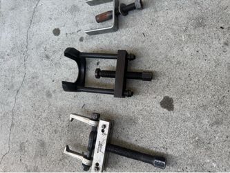 3 pulley pullers 1 snap on brand