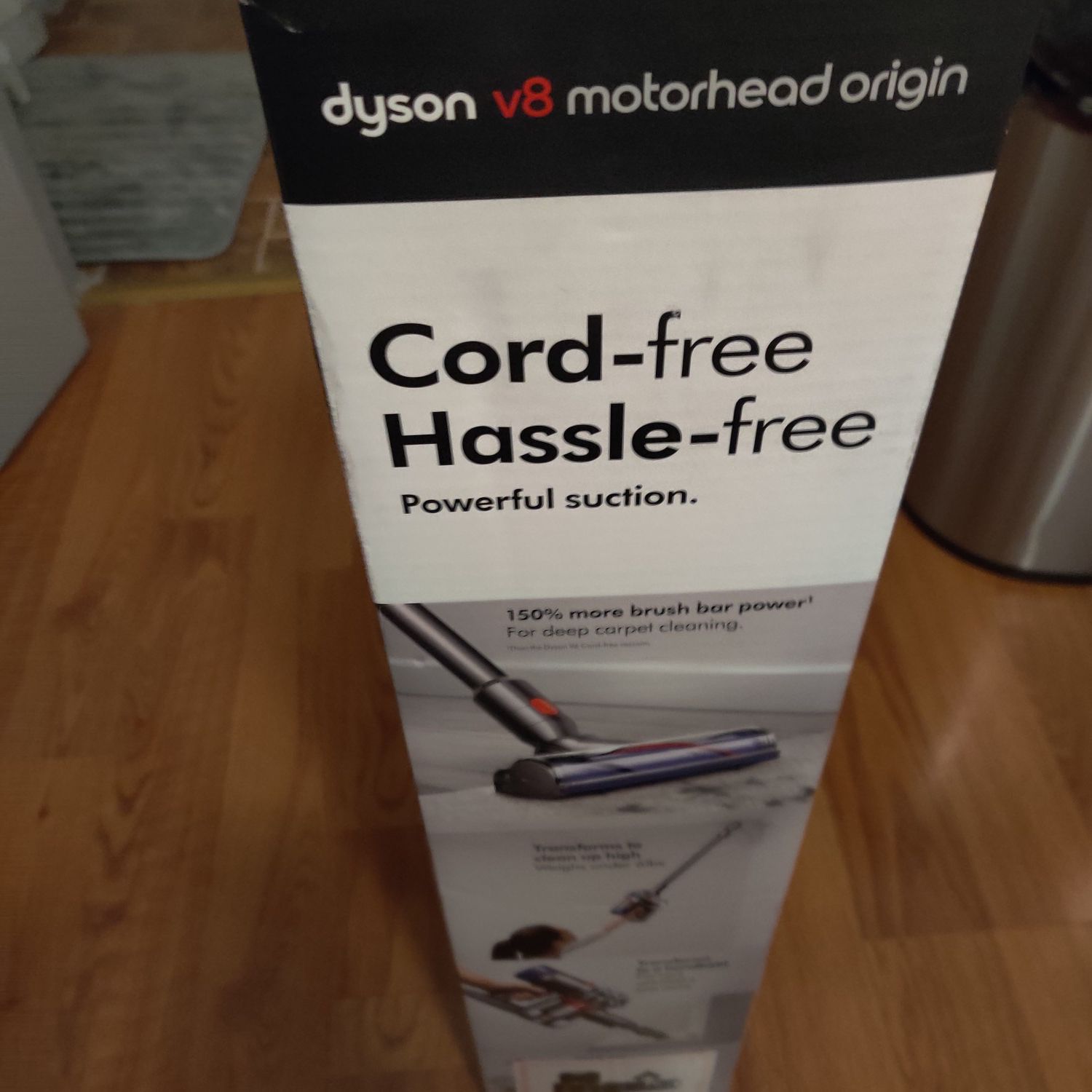 Dyson V8 Motorhead origin