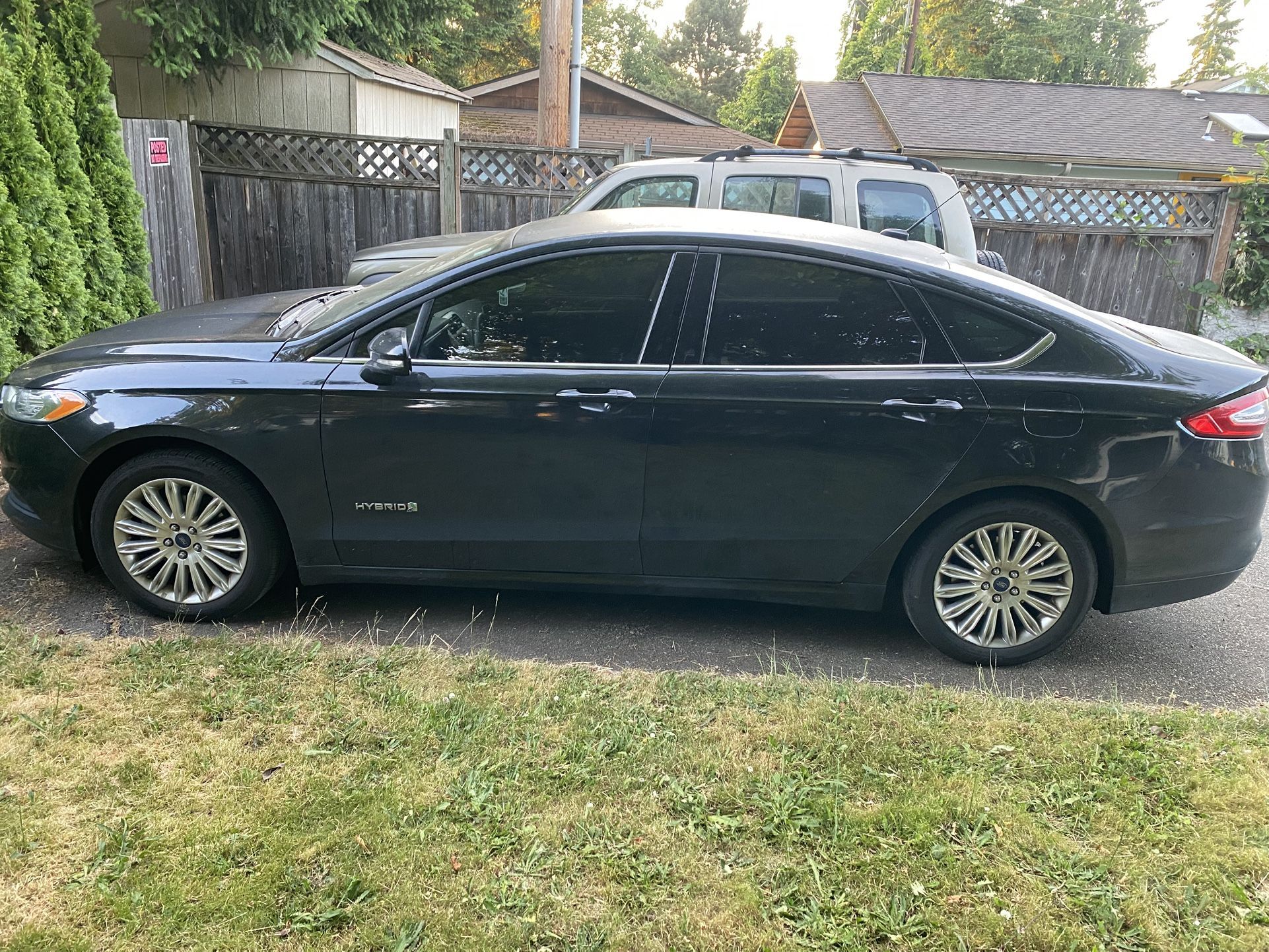 2014 Ford Fusion Hybrid
