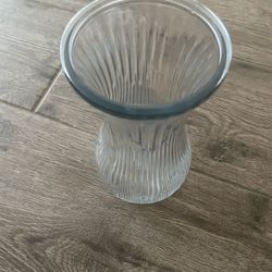 clear glass ribbed vase