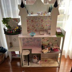 Dollhouse