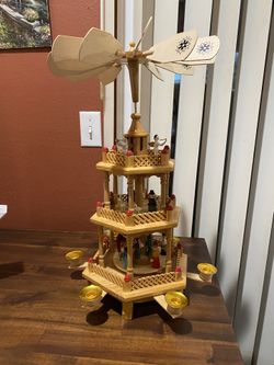 New CHRISTMAS NOEL TOUR CHANDELIER