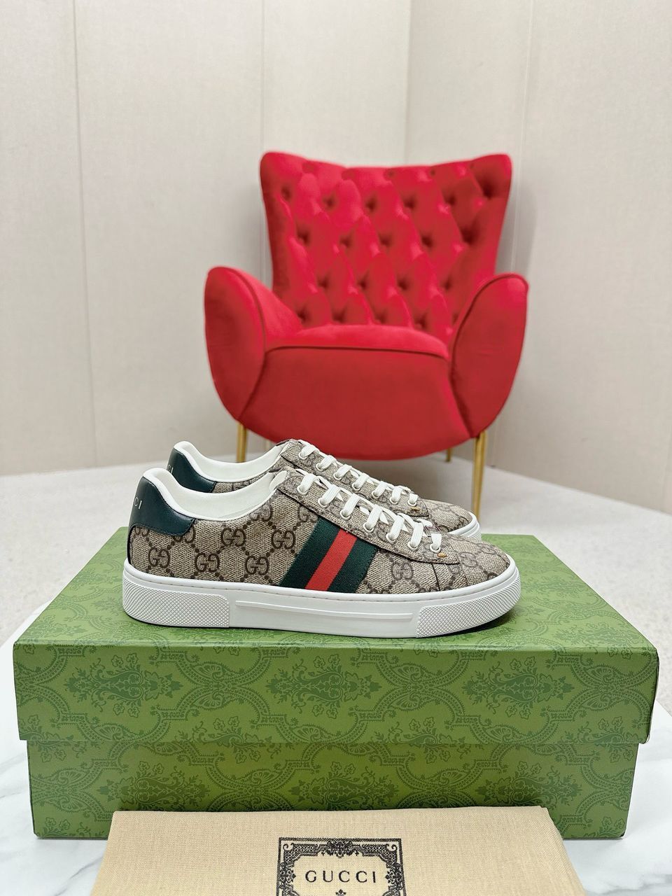 MENS GUCCI ACE SNEAKER WITH WEB