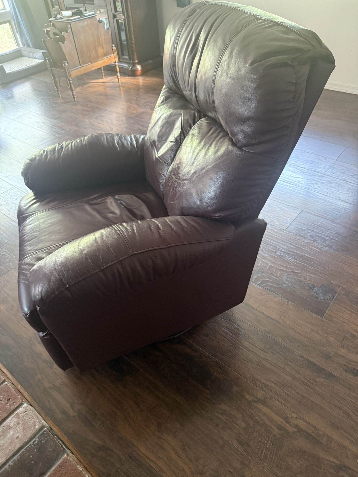 Swivel Rocking Recliner