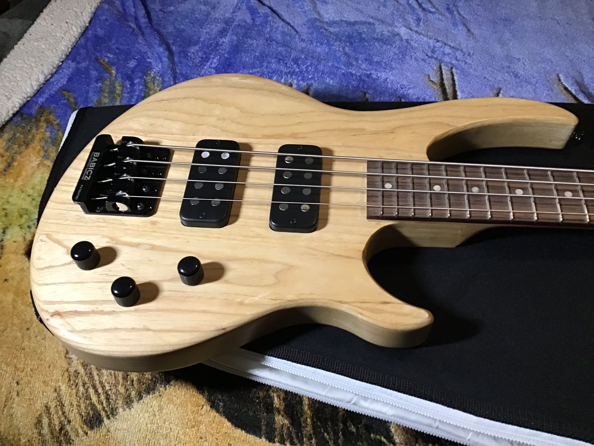 Gibson USA EB4 Electric Bass New W/ Case And Paperwork