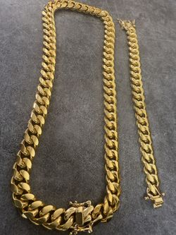 CUBAN CHAIN AND BRACELET SET