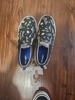 boys 5y old navy shoe