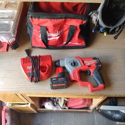 Milwaukee M12 SDS Plus Rotary Hammer 