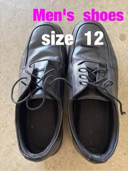 Men's  size  12  shoes  -  $5