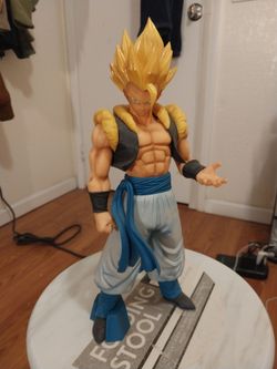 Gogeta figure (authentic)