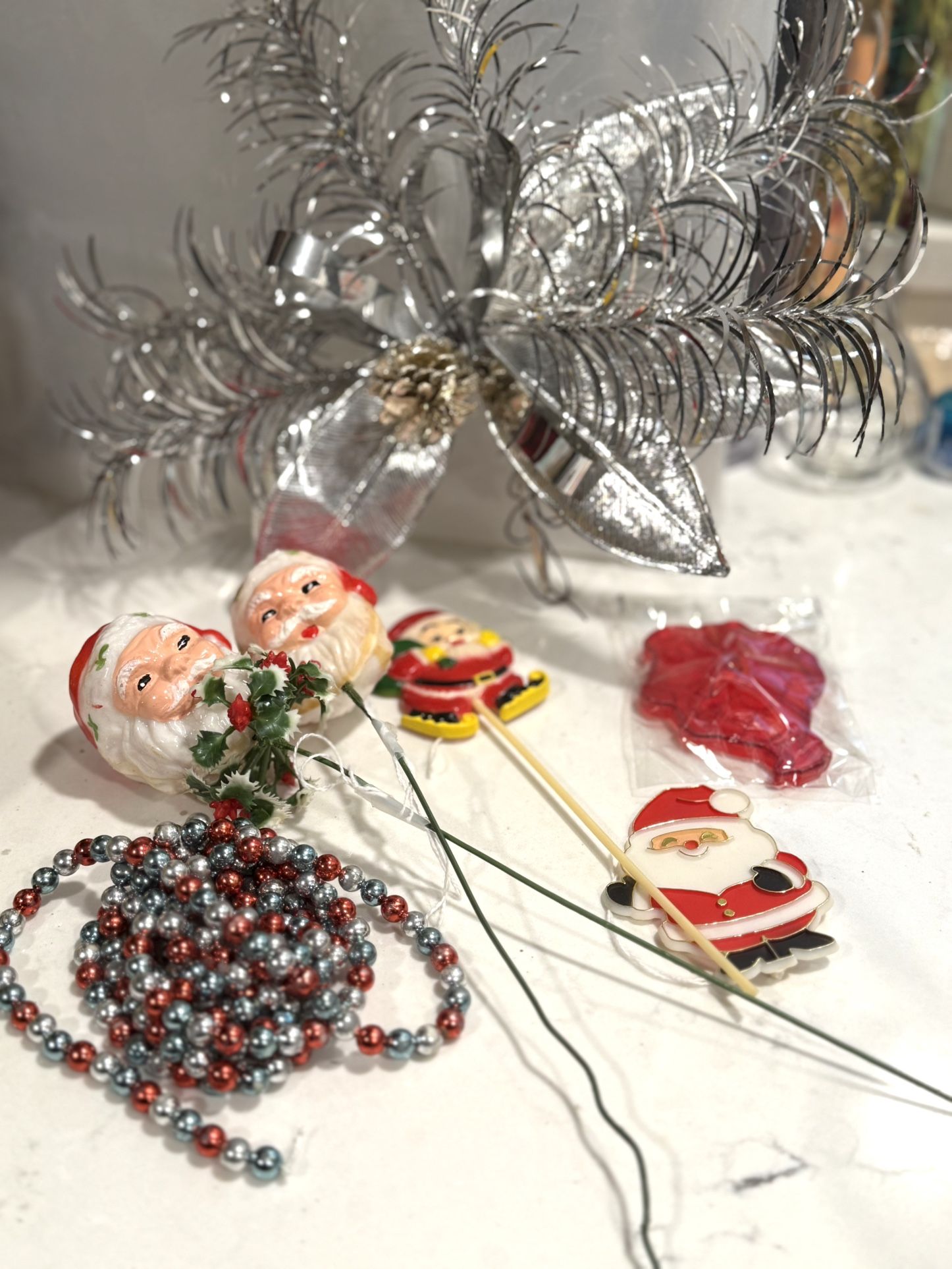 Great Lot of Mid Century Christmas Holiday Decor, Assemblage Goodies ! 