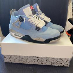 Jordan 4 Retro “University Blue”