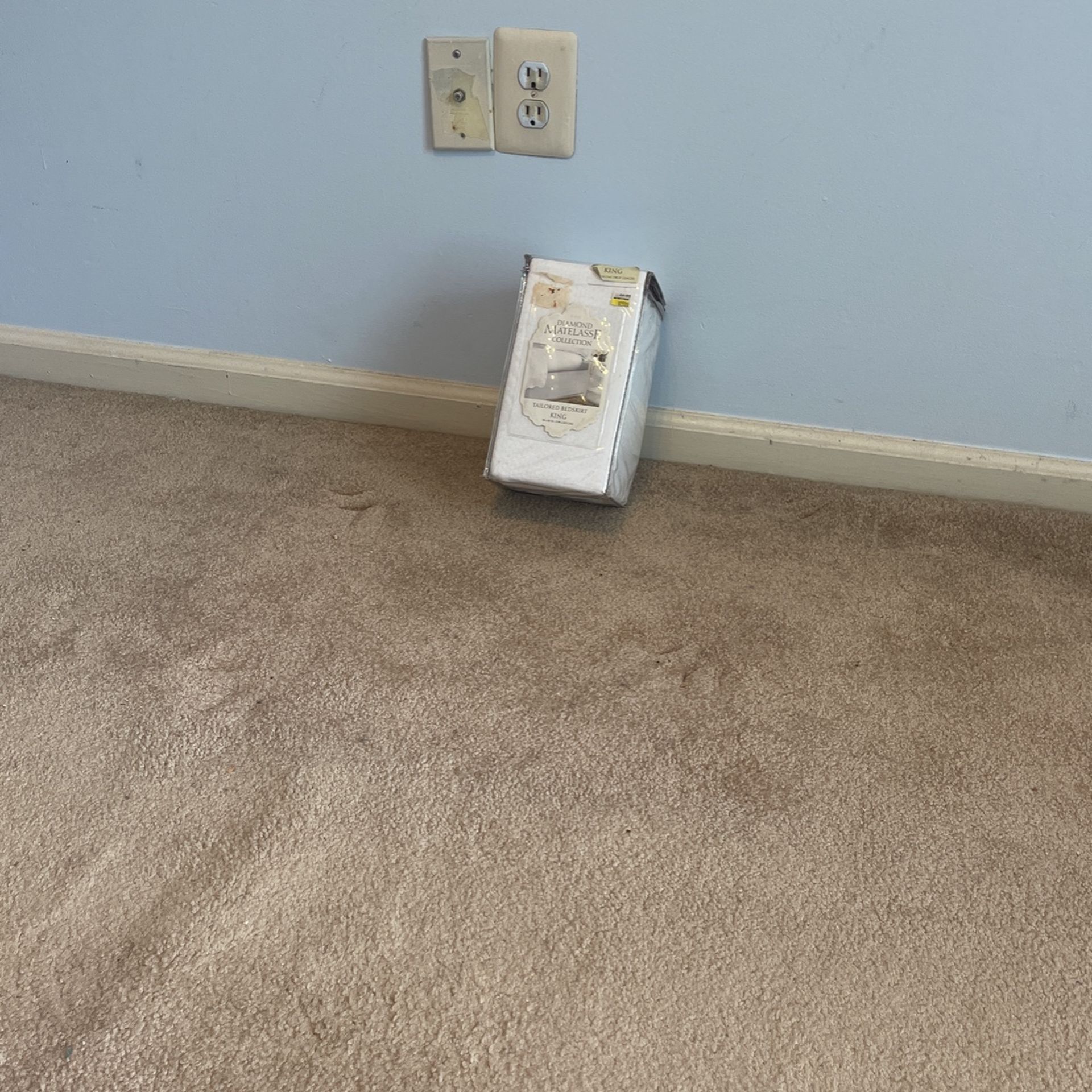 Tailored King Size Bedskirt