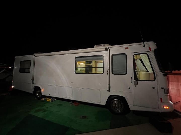Diesel RV for sale – Works perfectly – $7,000 or best offer
