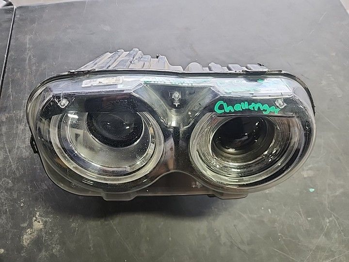 Dodge Challenger Driver Left Side Headlight With Computer 2015 2016 2017 2018 2019 2020 2021 2022 Part $250