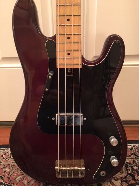 Vintage Hondo II Bass