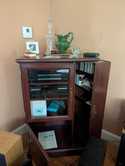 1993 Sony stereo set with cabinet