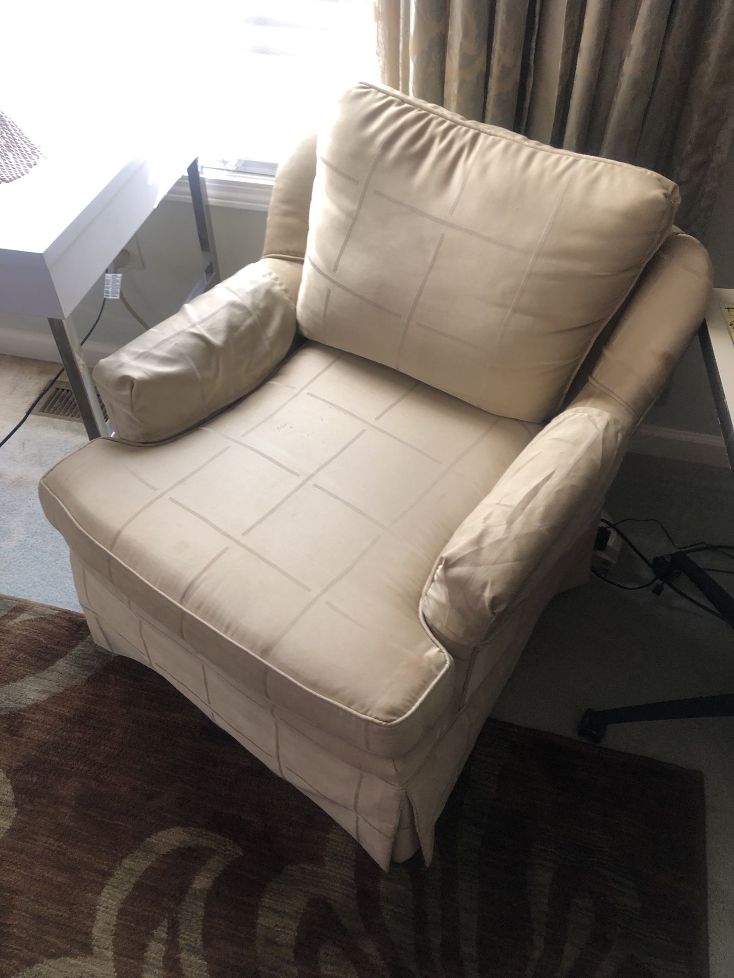 Comfy Lounge Chair 