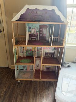 Doll House