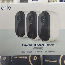 Arlo Essential Outdoor Camera 3 Pcs