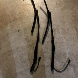 OEM BMW Windshield Wipers  / Control Arm