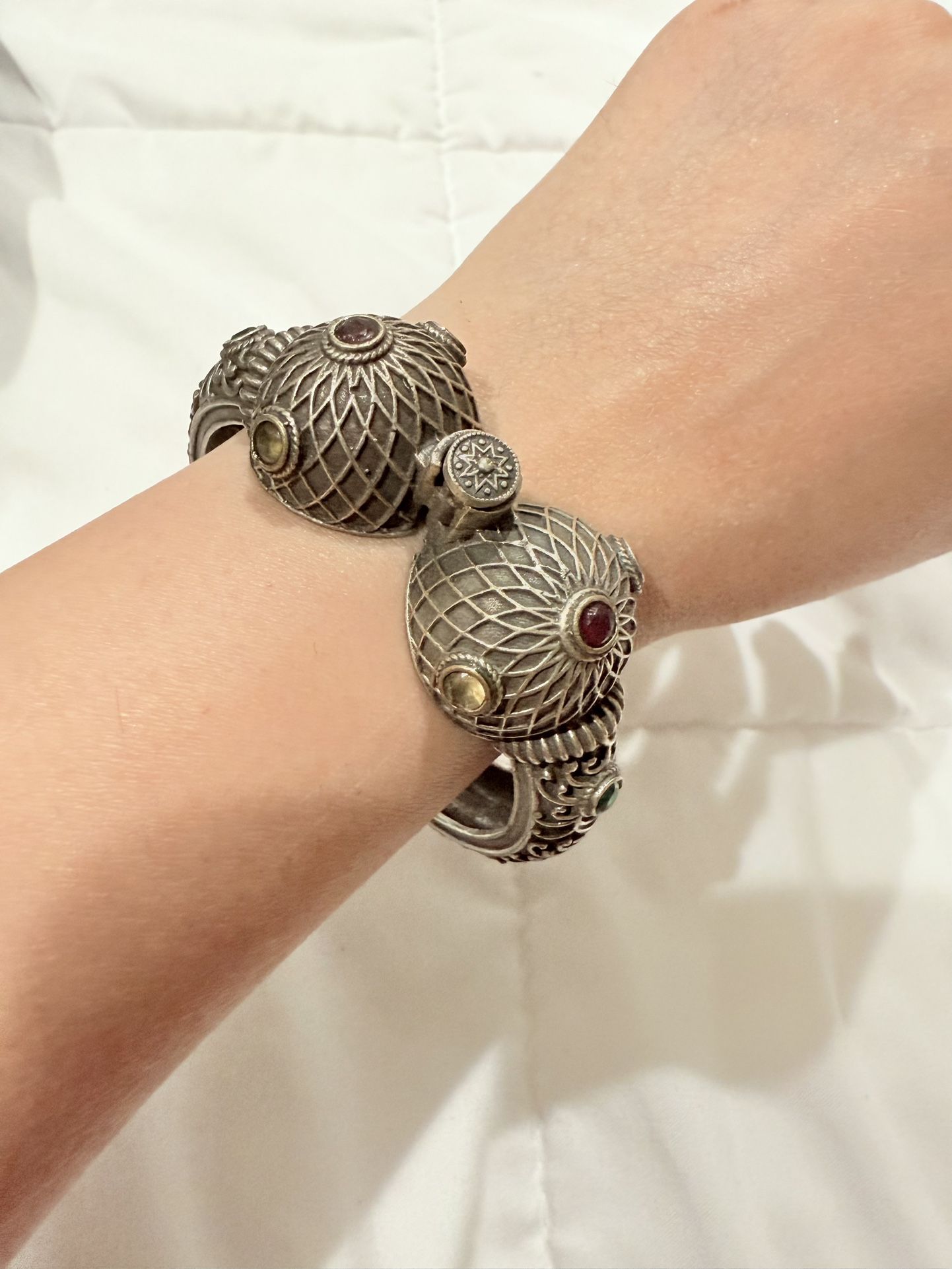 GS Hand Bracelets