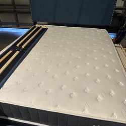 Queen mattress set