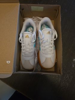 Adidas VL Court 3.0 Kids Size 13K