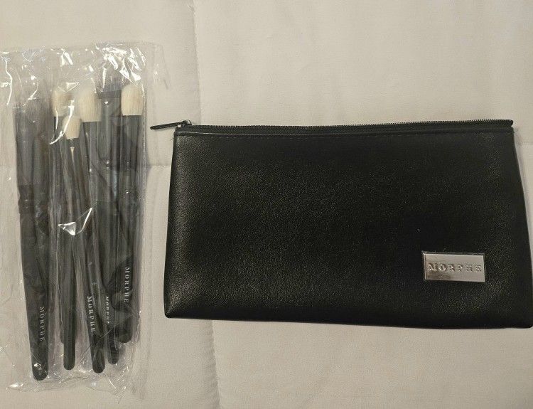 MORPHE 7 Piece Makeup Brush Set With Cosmetic Bag Brand New