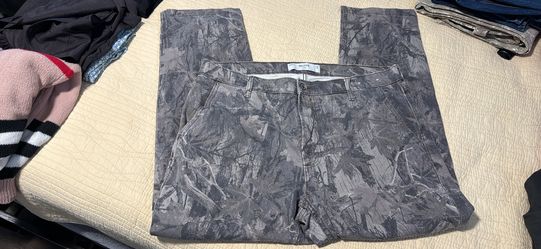 Hollister Camouflage Pants 36x32-used
