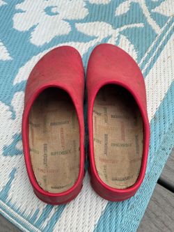 Birkenstock garden shoes women’s size 5/6