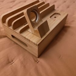 Charge Station Bamboo 