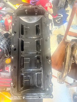 New oil pan for a 2012 Dodge Durango RT
