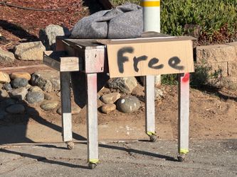FREE work bench!