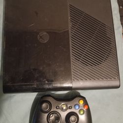 Xbox 360 E Console And Games 