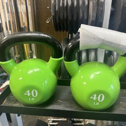 40lb  Kettlebells 
