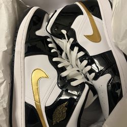 Jordan 1 Mid Se Legend