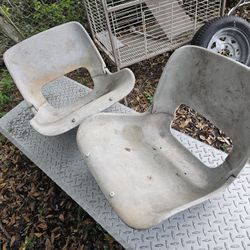 2 fiberglass boat seats without pedestals $10 
