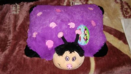Nwt large pillow pet