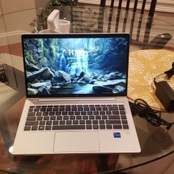 HP  Elite Book  640 G10 Laptop Intel  I7-1365U, 1.80 GHZ, WIN10, 16GB, 237 GB SSD HD