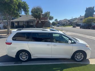2017 Toyota Sienna